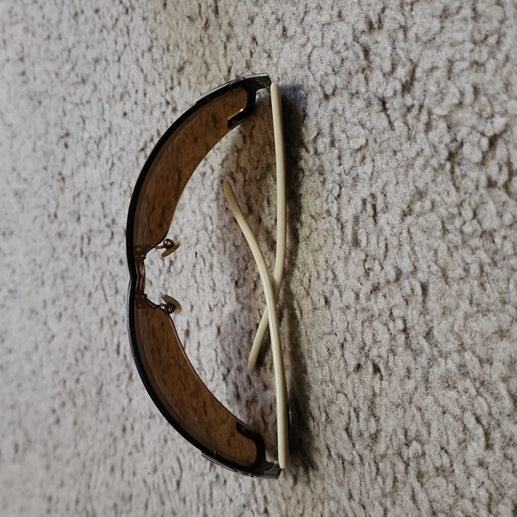 Vogue VO 3593-S Fashion Sunglasses - Picture 4 of 4